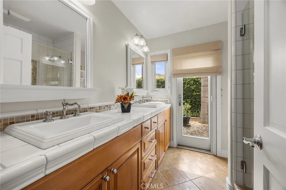 5329 Brentwood Yorba Linda, CA 92887