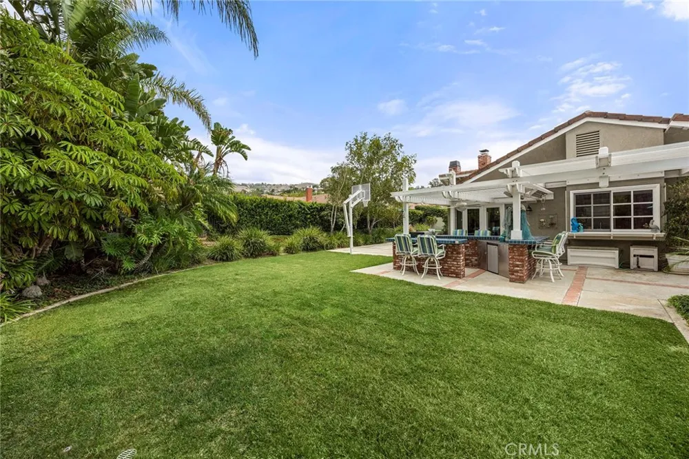 5329 Brentwood Yorba Linda, CA 92887