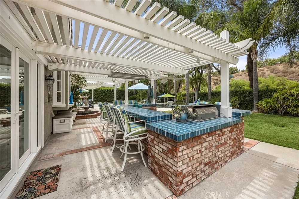 5329 Brentwood Yorba Linda, CA 92887