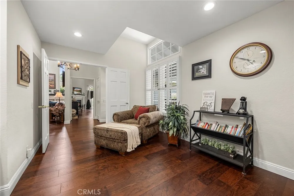 5329 Brentwood Yorba Linda, CA 92887