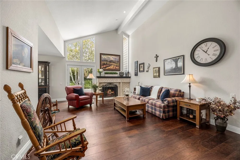 5329 Brentwood Yorba Linda, CA 92887