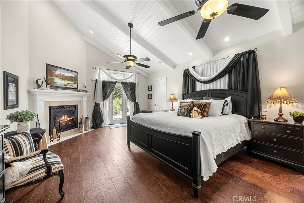 5329 Brentwood Yorba Linda, CA 92887
