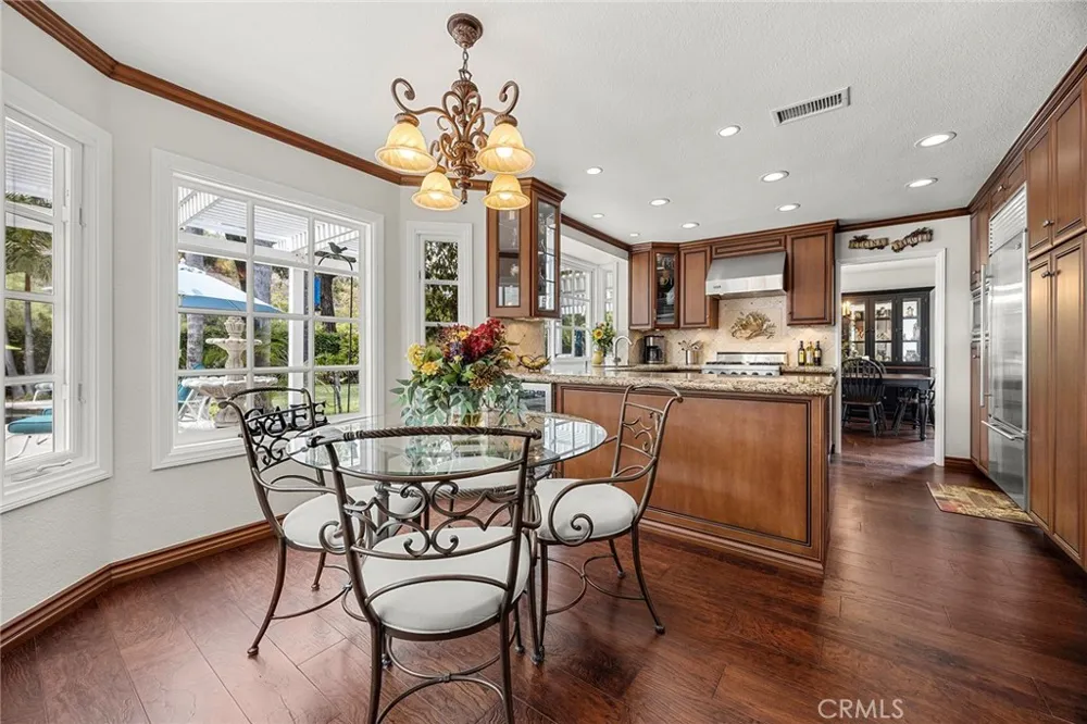 5329 Brentwood Yorba Linda, CA 92887