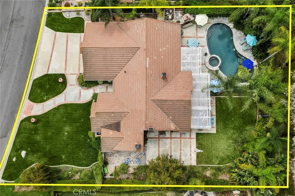 5329 Brentwood Yorba Linda, CA 92887