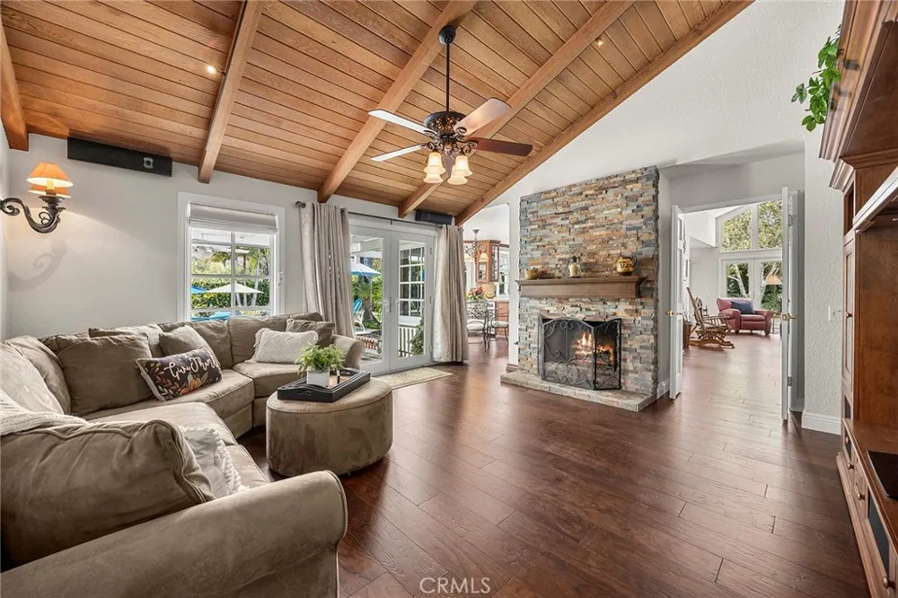 5329 Brentwood Yorba Linda, CA 92887