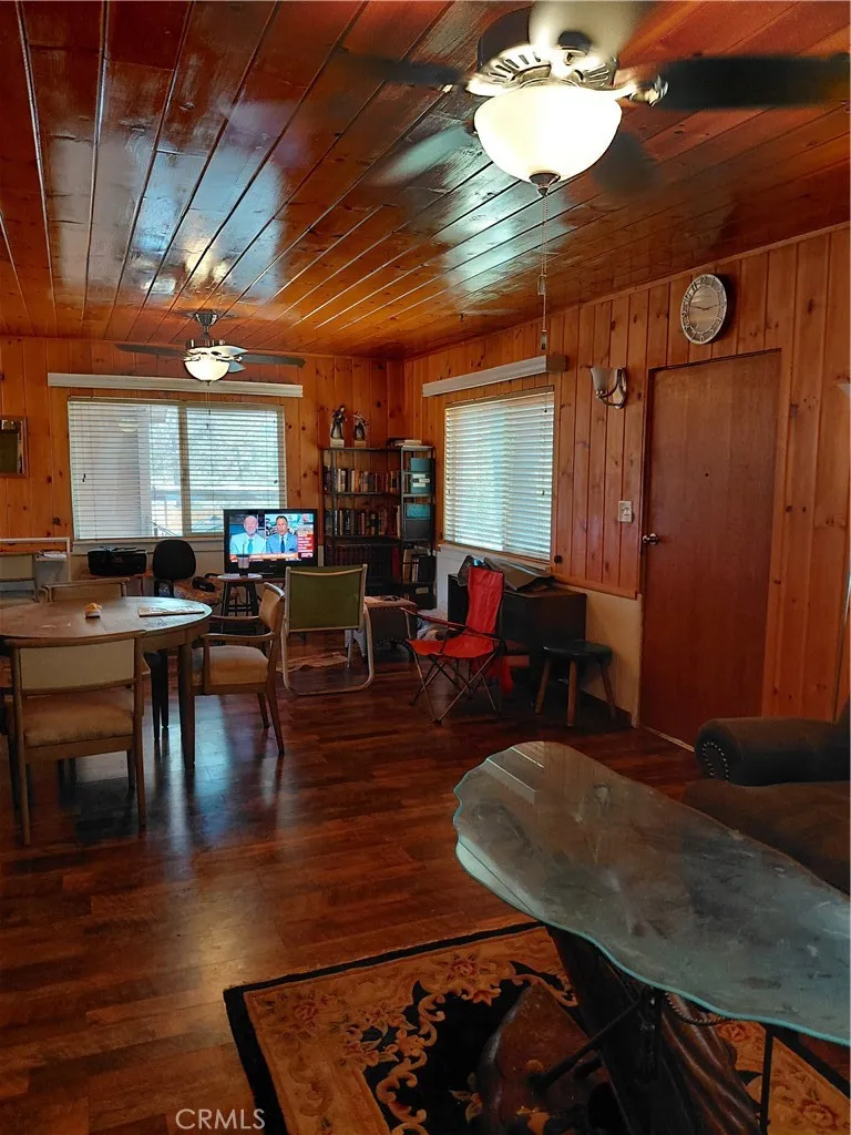 69777 Sugarloaf Mountain Center, CA 92561