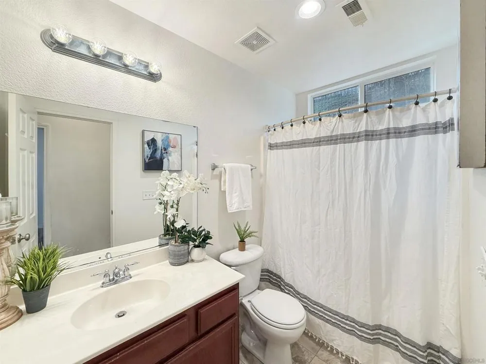 748 Kirkwall Dr San Marcos, CA 92069