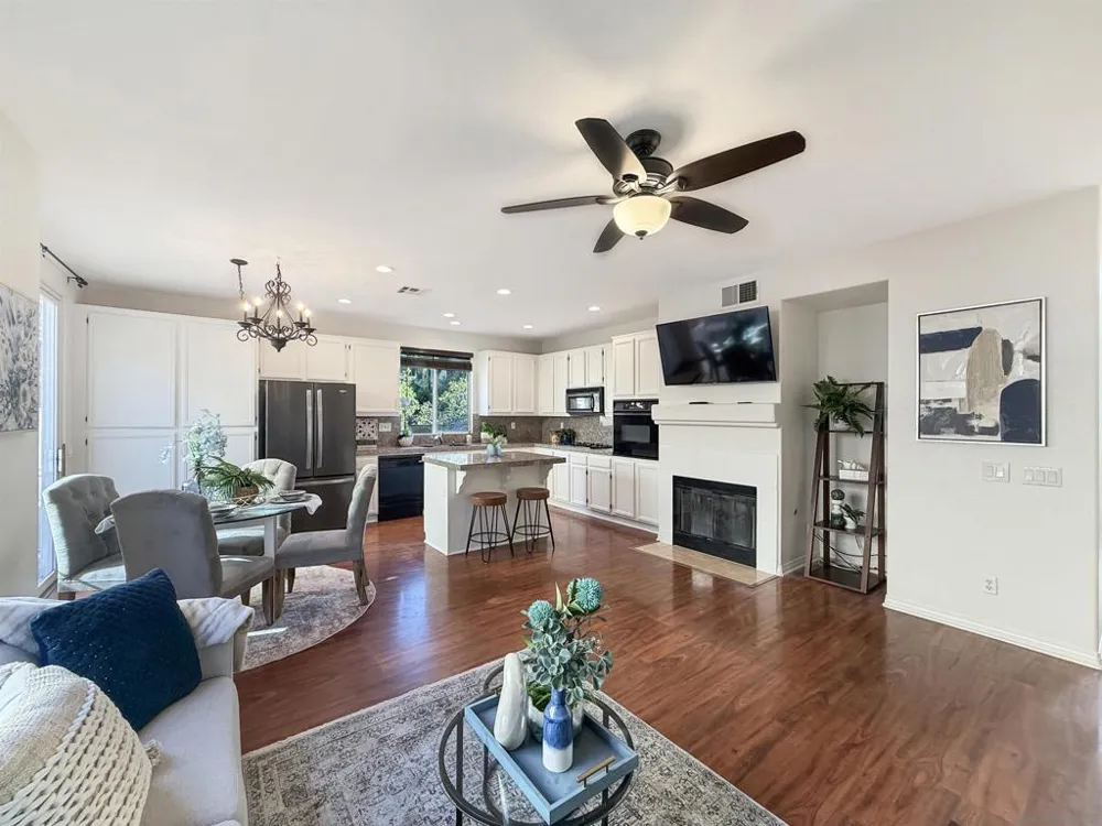 748 Kirkwall Dr San Marcos, CA 92069
