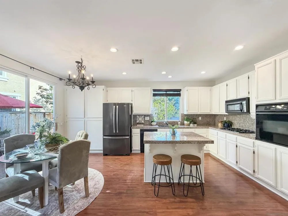 748 Kirkwall Dr San Marcos, CA 92069