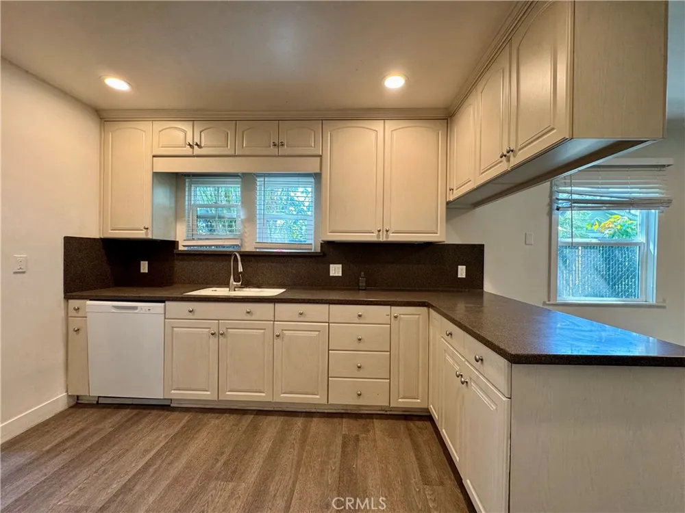 3052 Burton Rosemead, CA 91770