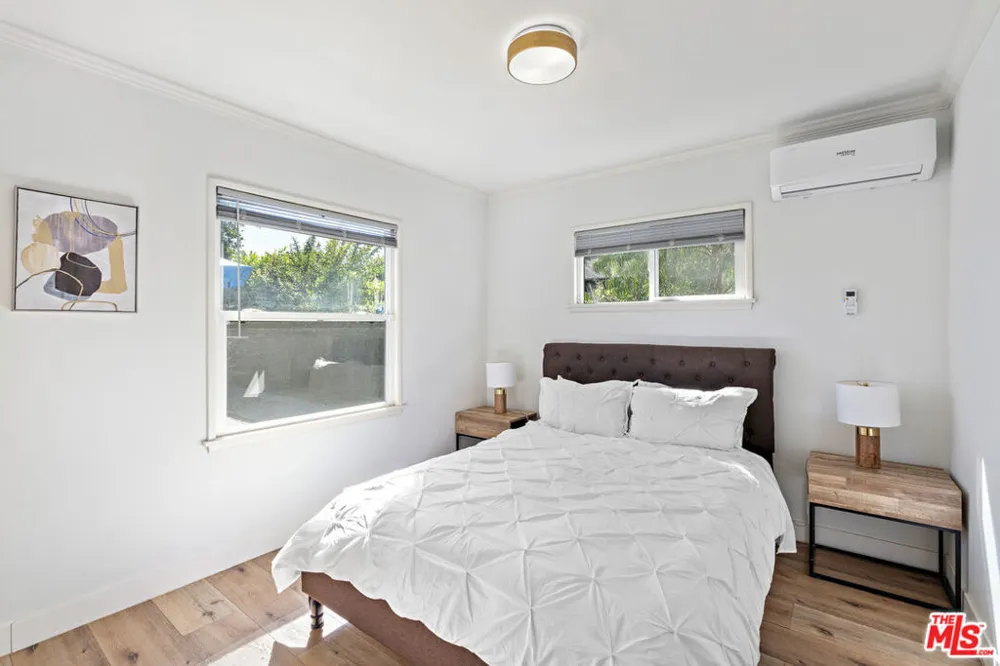 6744 Mulholland Drive Los Angeles, CA 90068