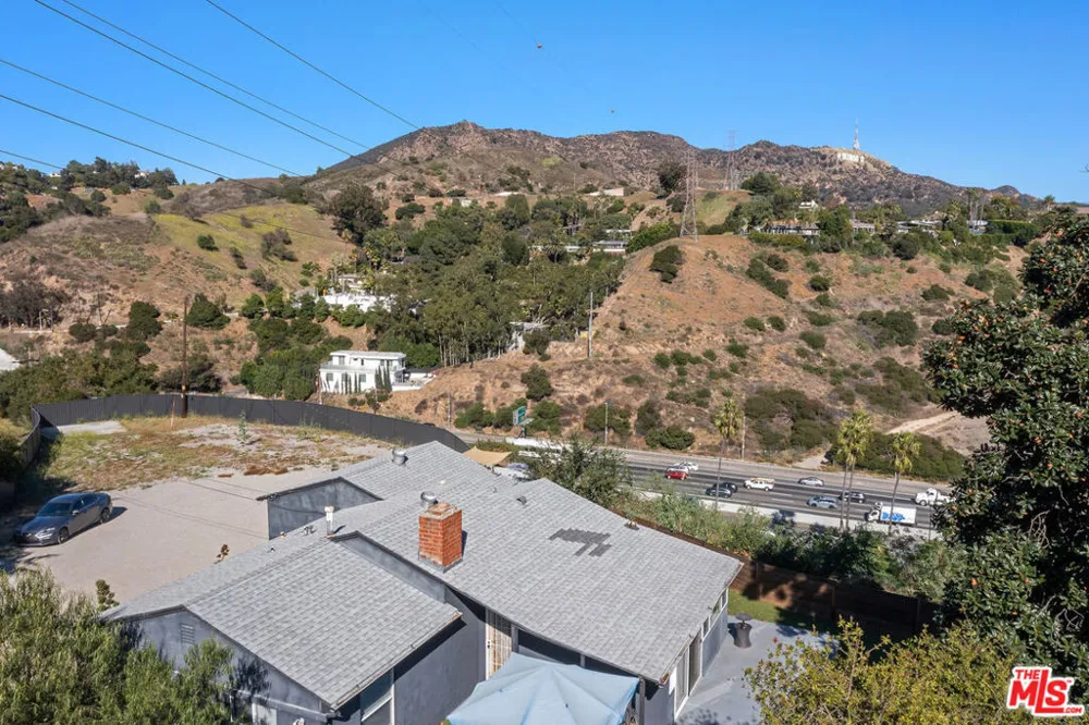 6744 Mulholland Drive Los Angeles, CA 90068
