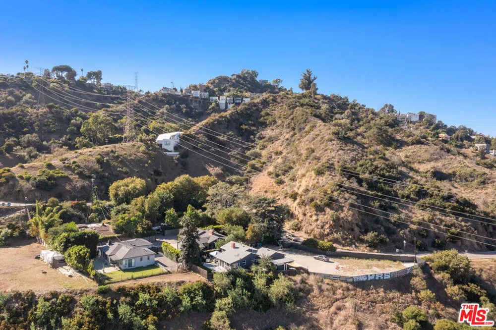 6744 Mulholland Drive Los Angeles, CA 90068
