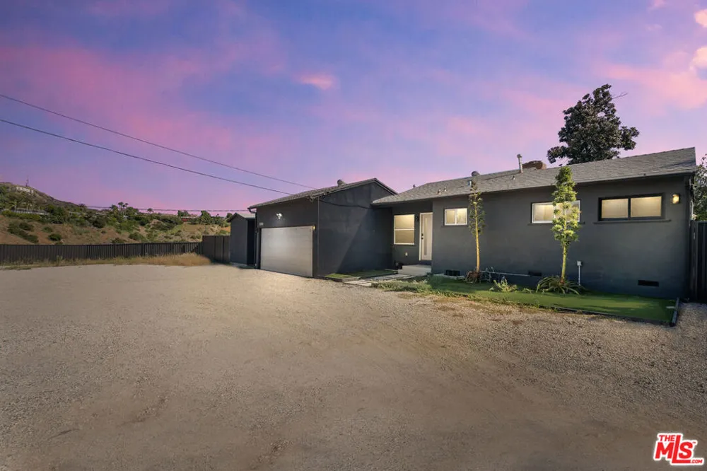 6744 Mulholland Drive Los Angeles, CA 90068