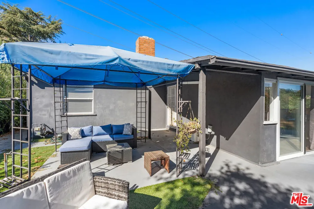 6744 Mulholland Drive Los Angeles, CA 90068