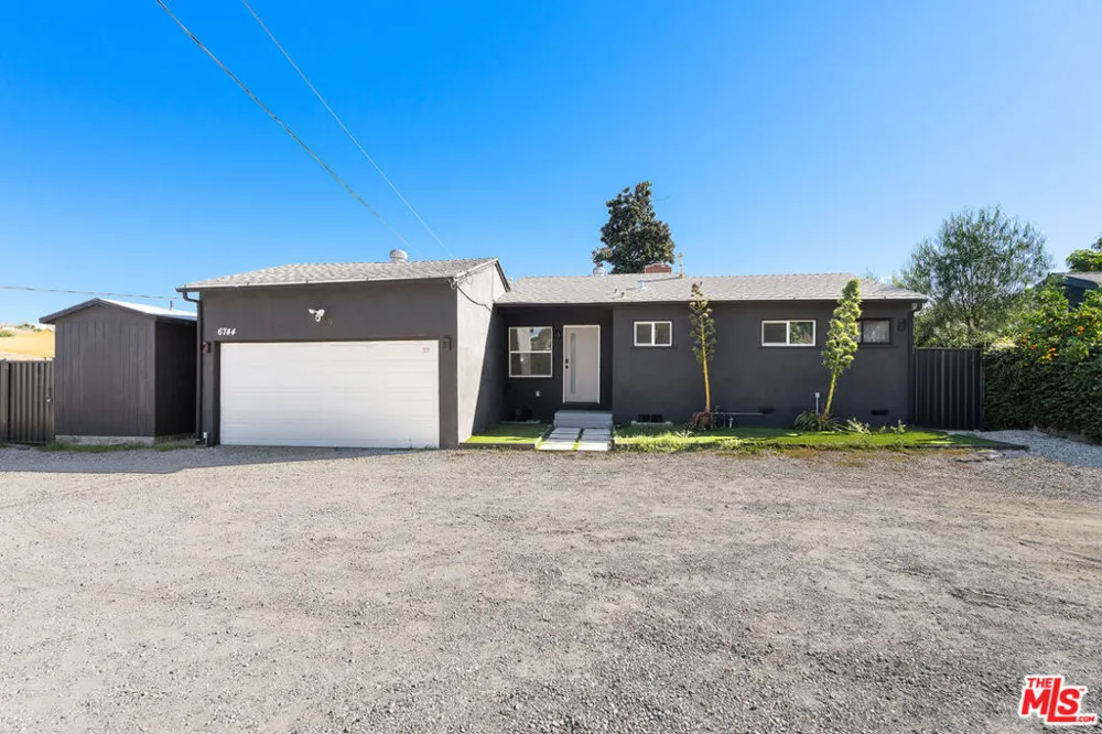 6744 Mulholland Drive Los Angeles, CA 90068