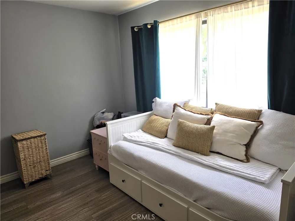 11111 Carleen Court Tujunga, CA 91042