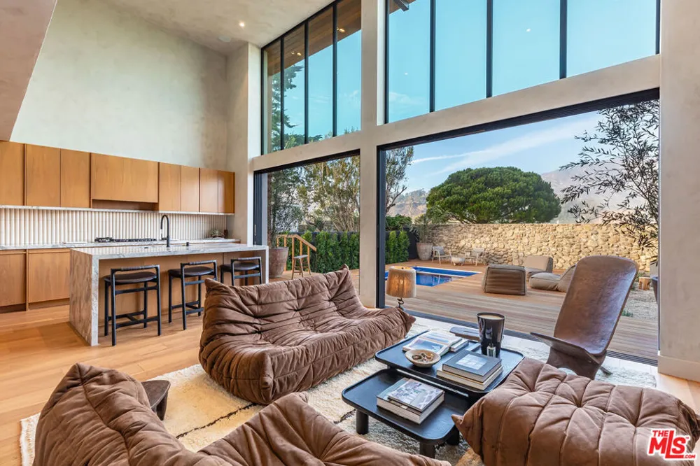 23505 Malibu Colony Road Malibu, CA 90265