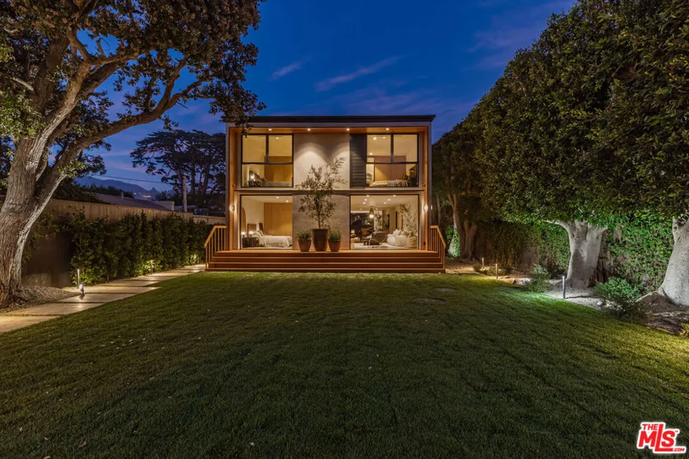 23505 Malibu Colony Road Malibu, CA 90265