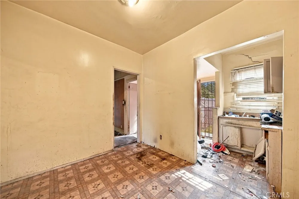 4010 Wall Los Angeles, CA 90011