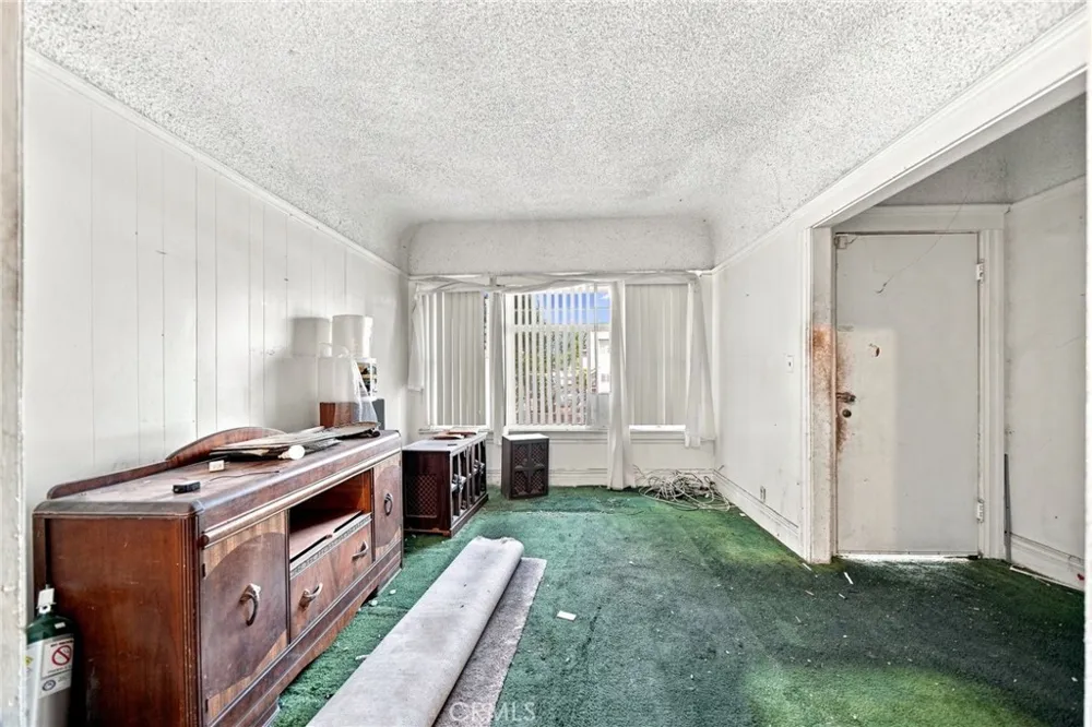 4010 Wall Los Angeles, CA 90011