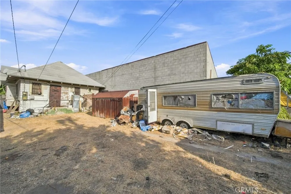 4010 Wall Los Angeles, CA 90011