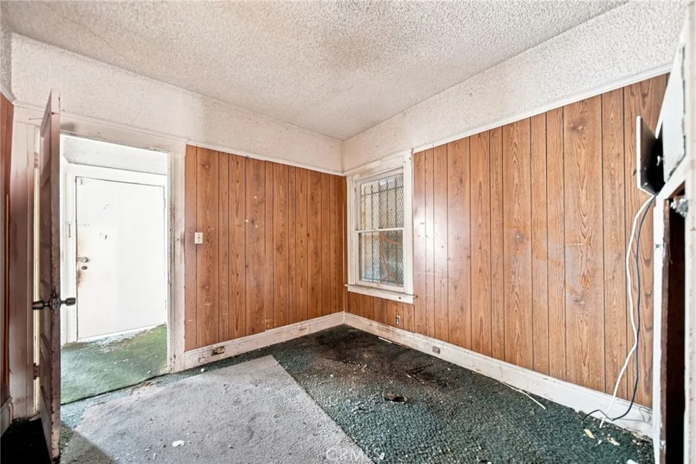 4010 Wall Los Angeles, CA 90011