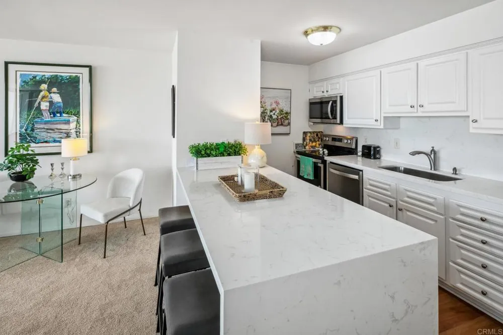 1830 Avenida Del Mundo #1603 San Diego, CA 92118