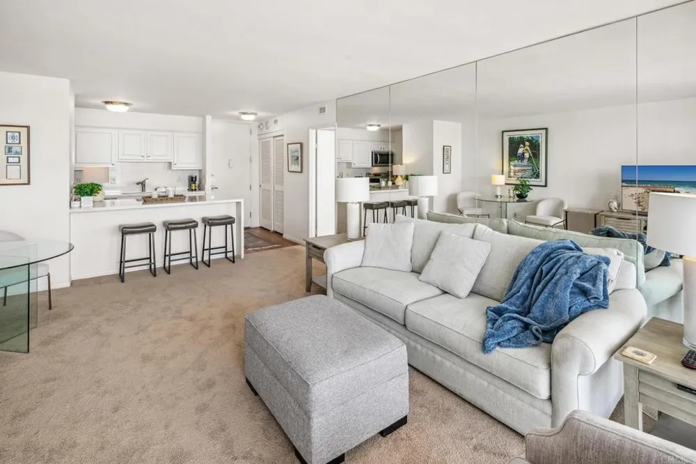 1830 Avenida Del Mundo #1603 San Diego, CA 92118