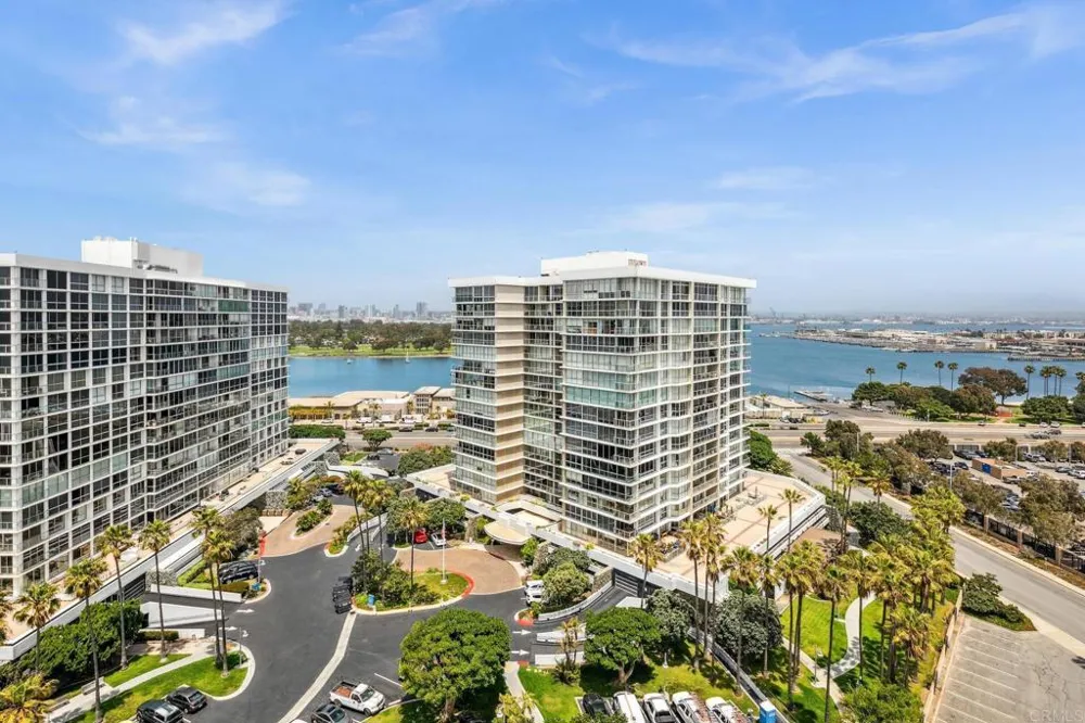 1830 Avenida Del Mundo #1603 San Diego, CA 92118