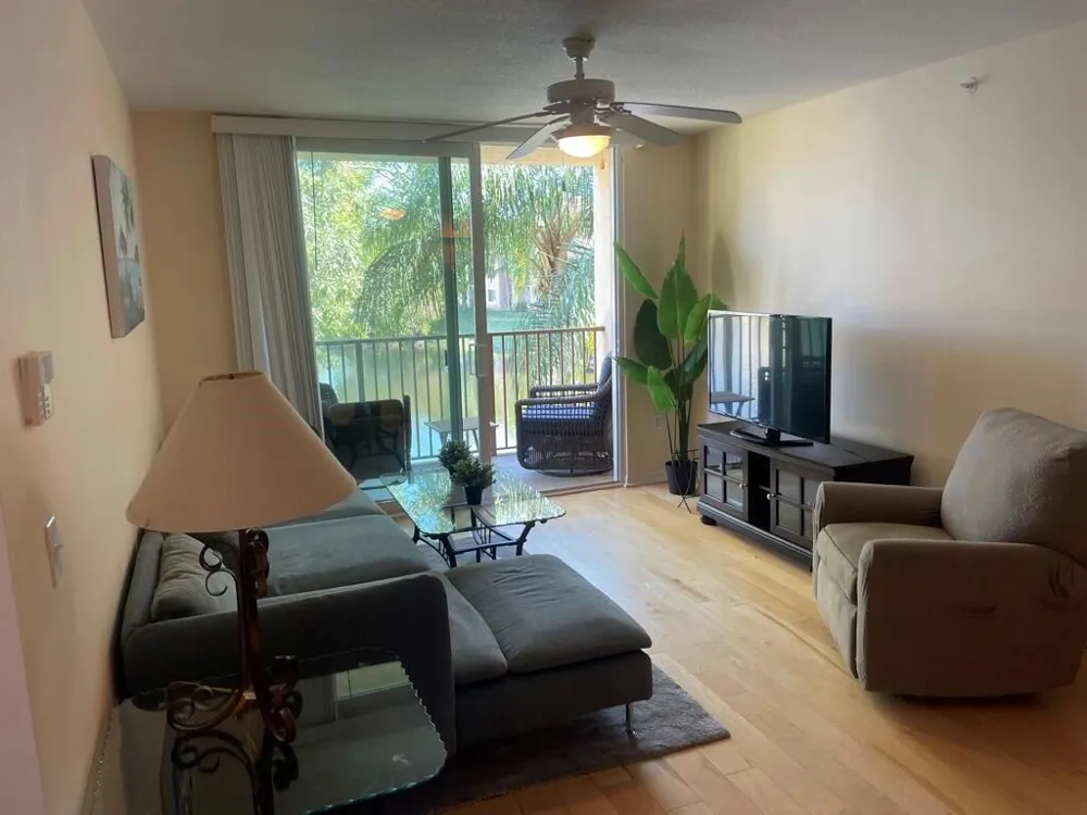712 VILLA CIRCLE Boynton Beach, FL 33435