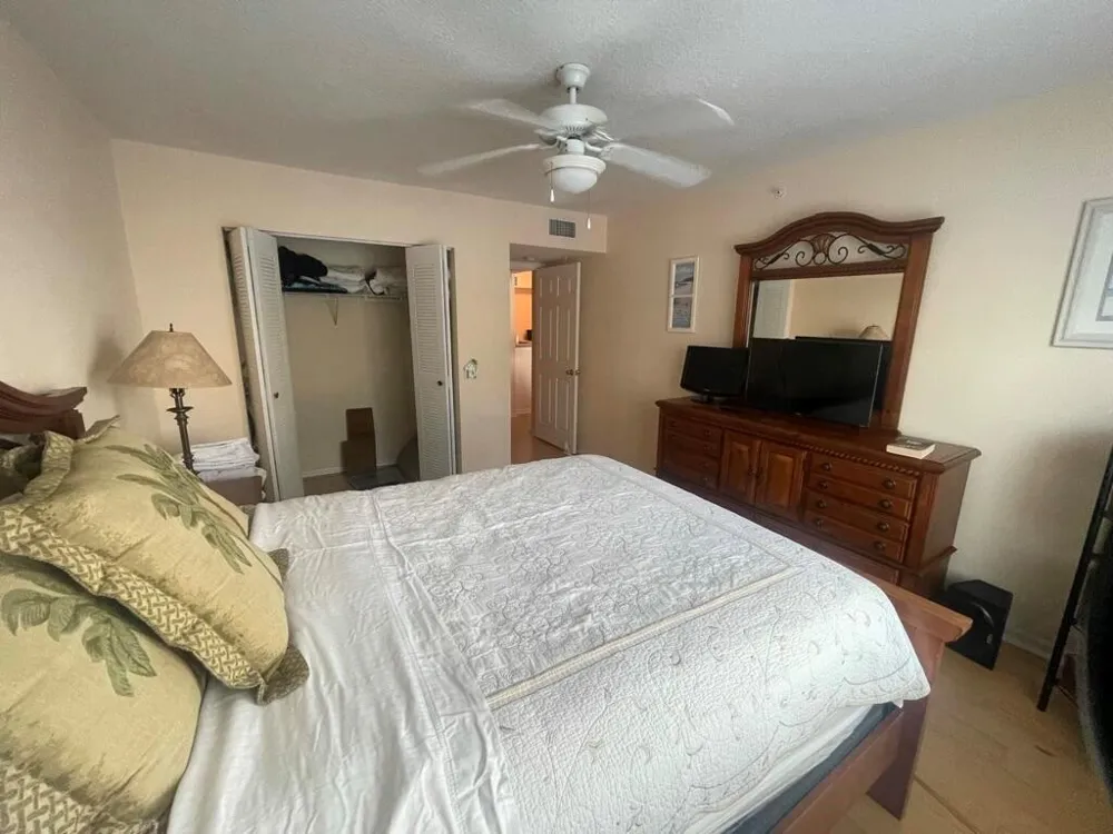 712 VILLA CIRCLE Boynton Beach, FL 33435
