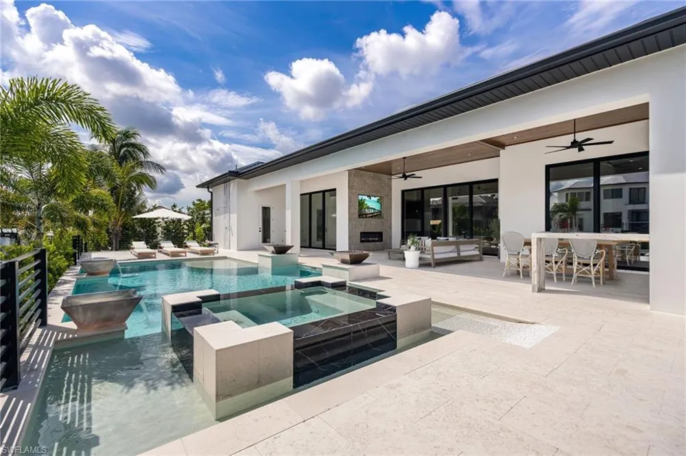 111 Montrose Drive Fort Myers, FL 33919