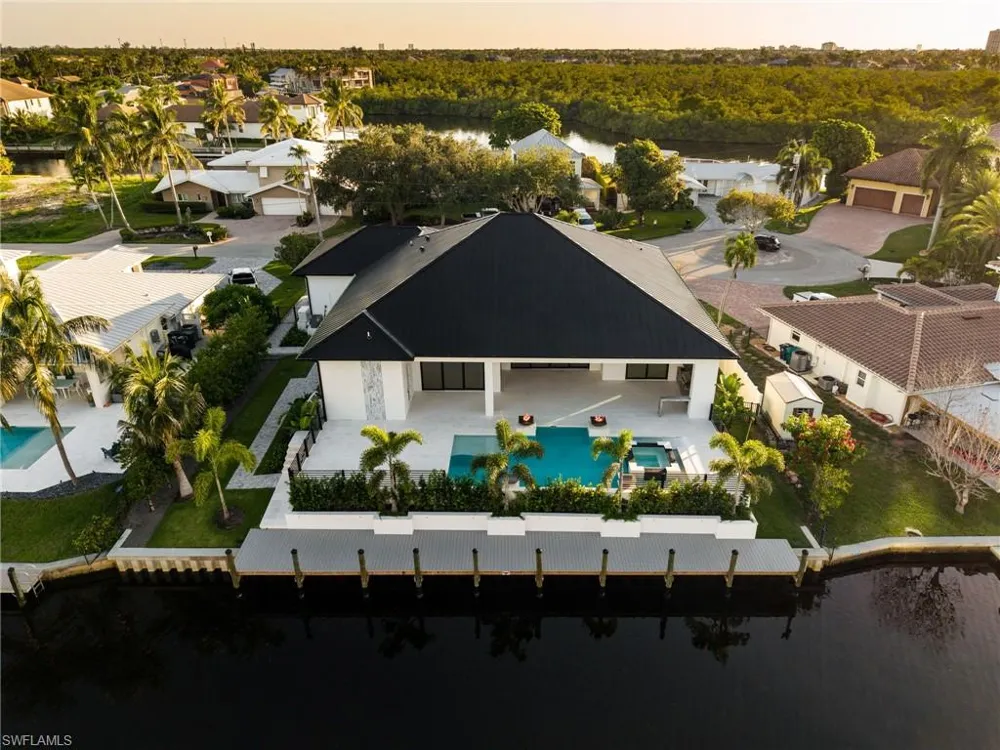 111 Montrose Drive Fort Myers, FL 33919