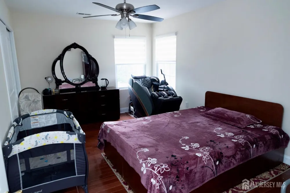 34 4th Street Port Reading, NJ 07064