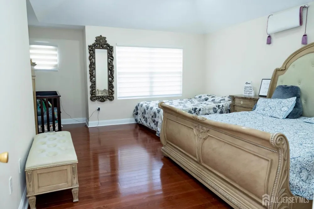 34 4th Street Port Reading, NJ 07064