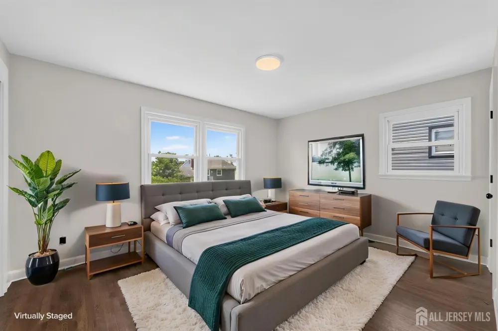 51 Charlotte Street Carteret, NJ 07008