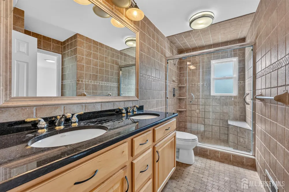 51 Charlotte Street Carteret, NJ 07008