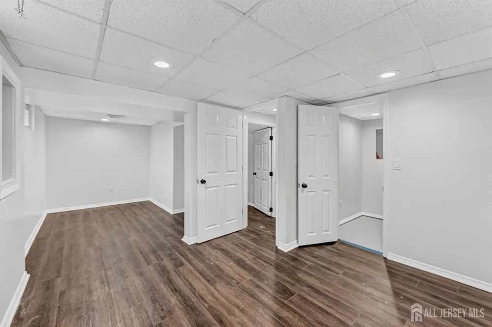 51 Charlotte Street Carteret, NJ 07008