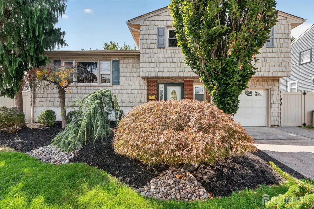51 Charlotte Street Carteret, NJ 07008