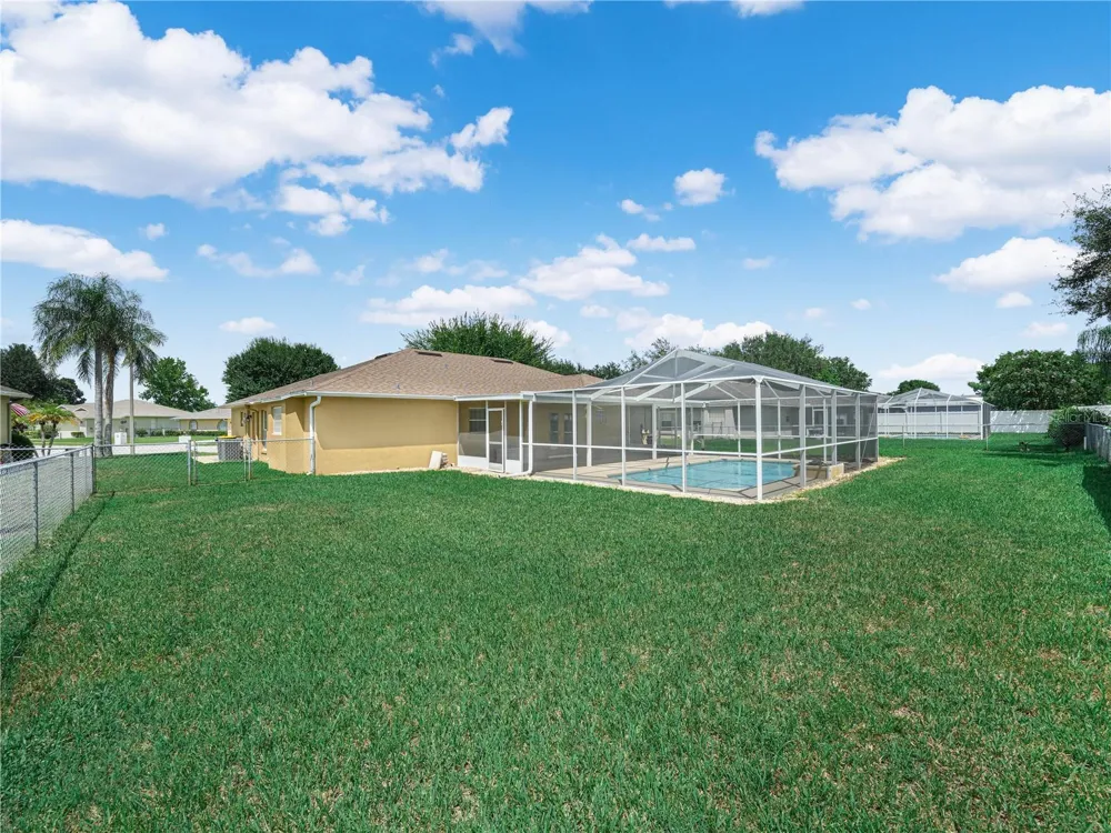 118 WATERVIEW CIRCLE Auburndale, FL 33823