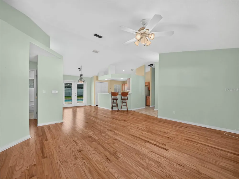 118 WATERVIEW CIRCLE Auburndale, FL 33823