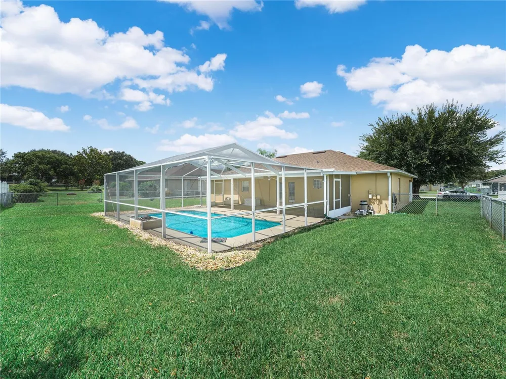 118 WATERVIEW CIRCLE Auburndale, FL 33823