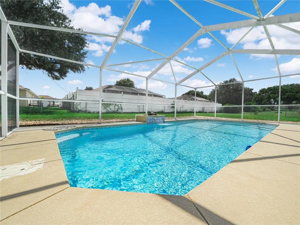 118 WATERVIEW CIRCLE Auburndale, FL 33823