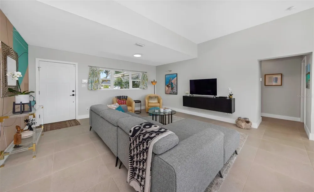 574 BELLE POINT DRIVE St Pete Beach, FL 33706
