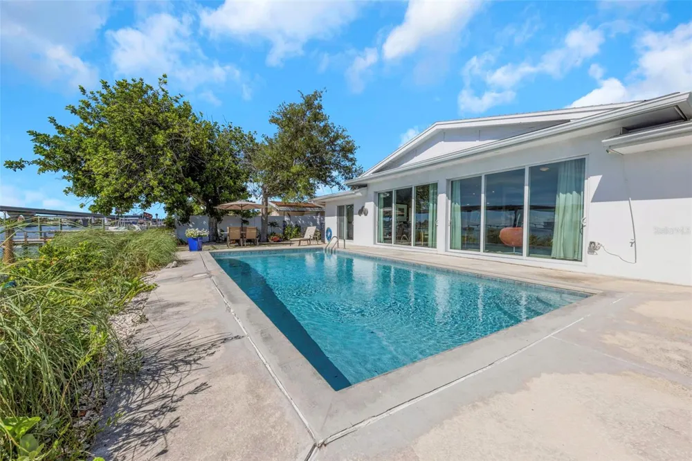 574 BELLE POINT DRIVE St Pete Beach, FL 33706