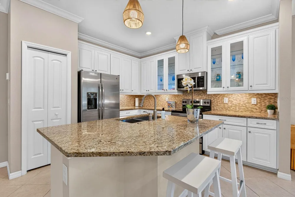 7108 PLAYA BELLA DRIVE Bradenton, FL 34209