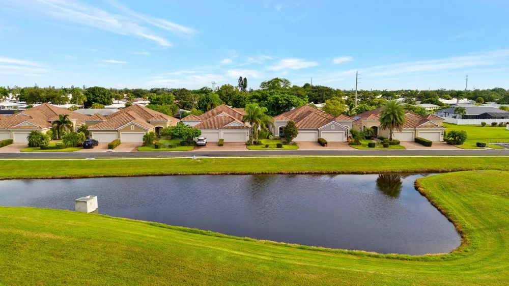 7108 PLAYA BELLA DRIVE Bradenton, FL 34209