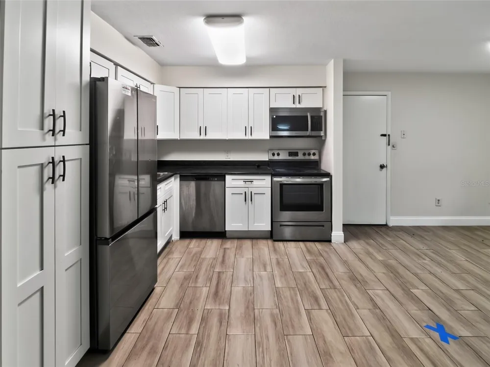 617 19TH STREET Orlando, FL 32805