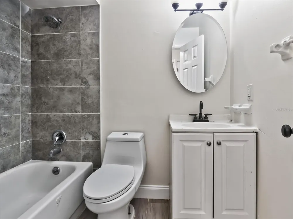 617 19TH STREET Orlando, FL 32805